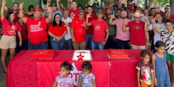 Filiados e simpatizantes do PT celebram 46 anos do partido em Canaã dos Carajás