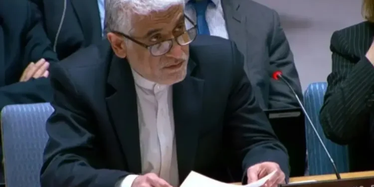 Irã acusa EUA e Israel de “crime injustificável” em reunião de emergência do Conselho de Segurança da ONU