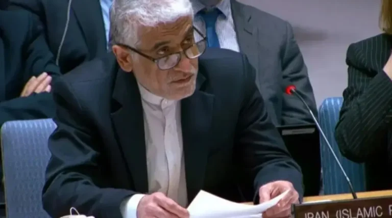 Irã acusa EUA e Israel de “crime injustificável” em reunião de emergência do Conselho de Segurança da ONU