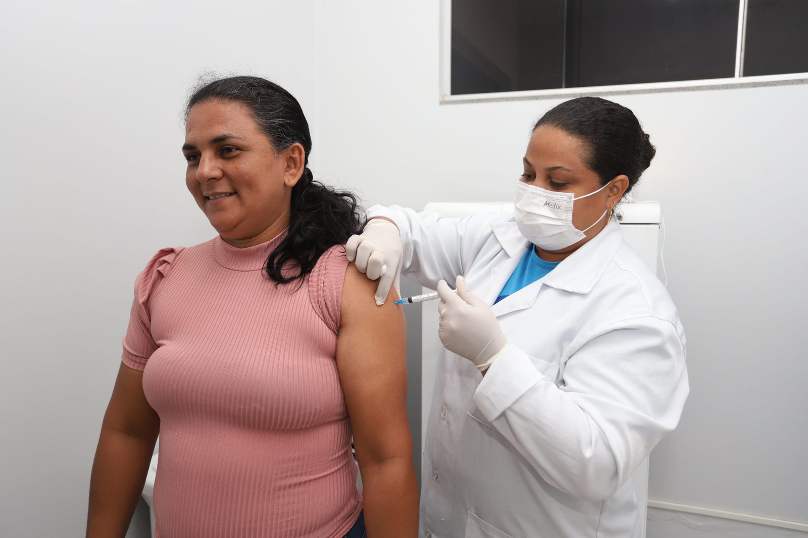 vacinação contra gripe e convoca grupos prioritários