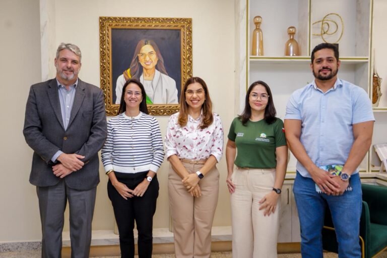 Prefeita Josemira Gadelha alinha detalhes do novo Plano de Arborização com FGV