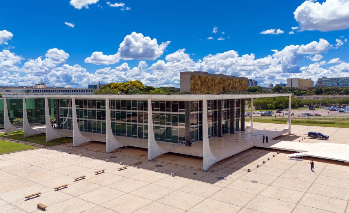 STF concede prisão domiciliar