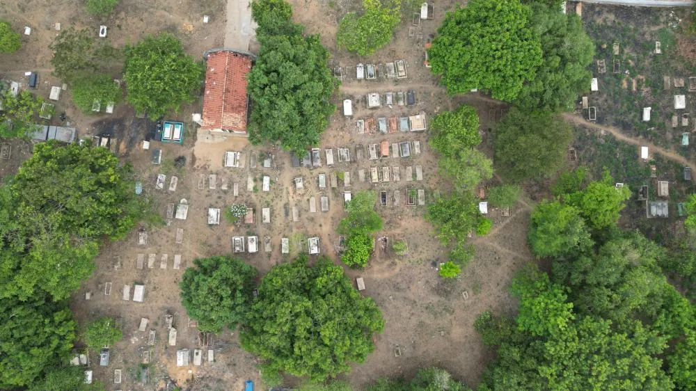 mais de 19 000 pessoas estão sepultadas 