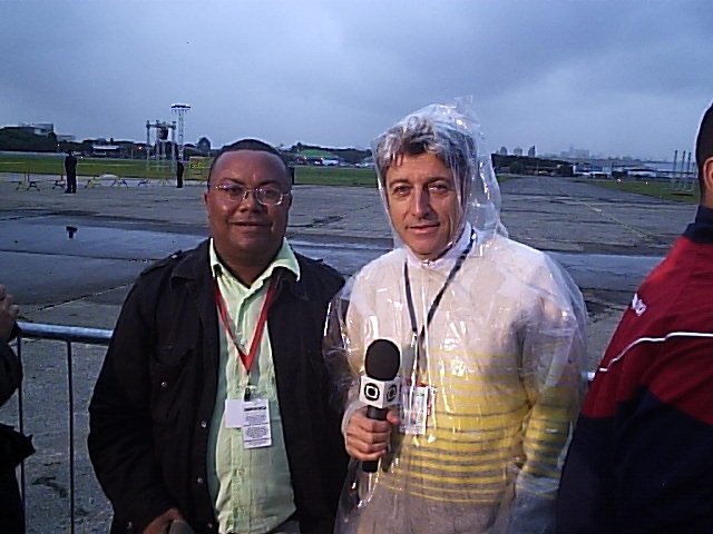 Caco Barcellos no Front do Conflito: