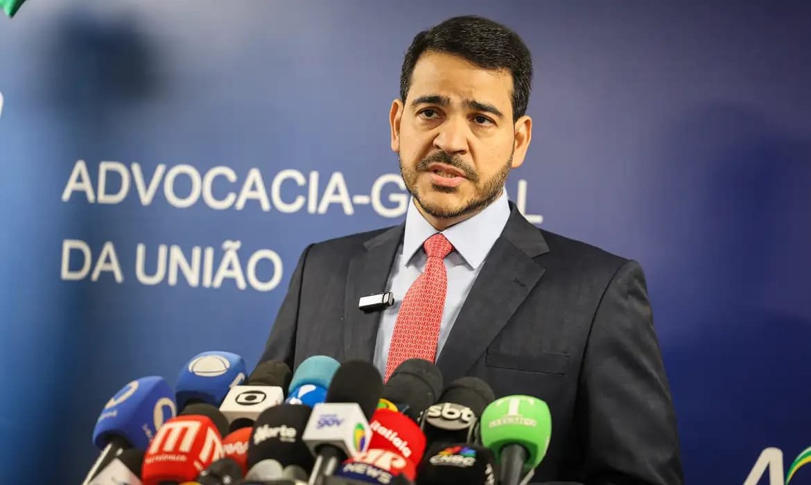 AnaReis Notícias, Rádio Poderosa FM 95.9 e RedeTV Karajás entrevistam a presidente do CREA-PA na segunda-feira (02)
