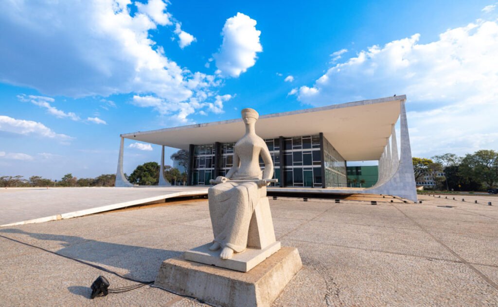 STF decide: advogados públicos devem ter registro na OAB