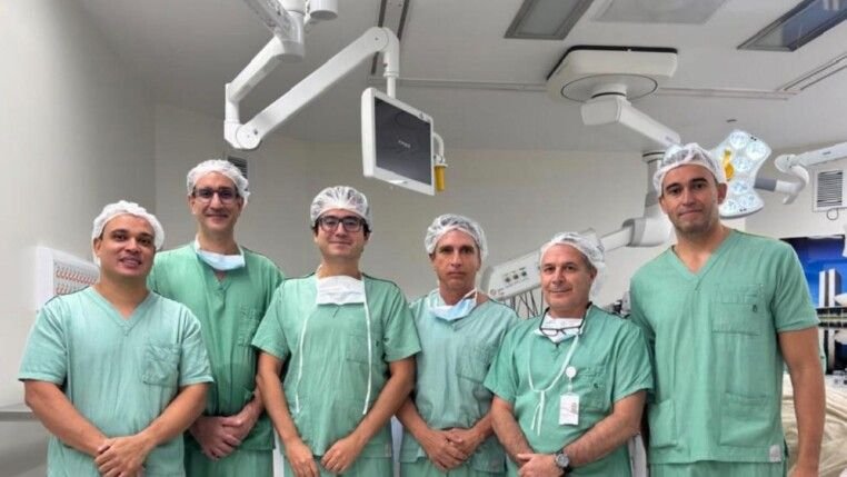 Especialista que operou Bolsonaro recebe homenagem emocionada de médico de Canaã dos Carajás
