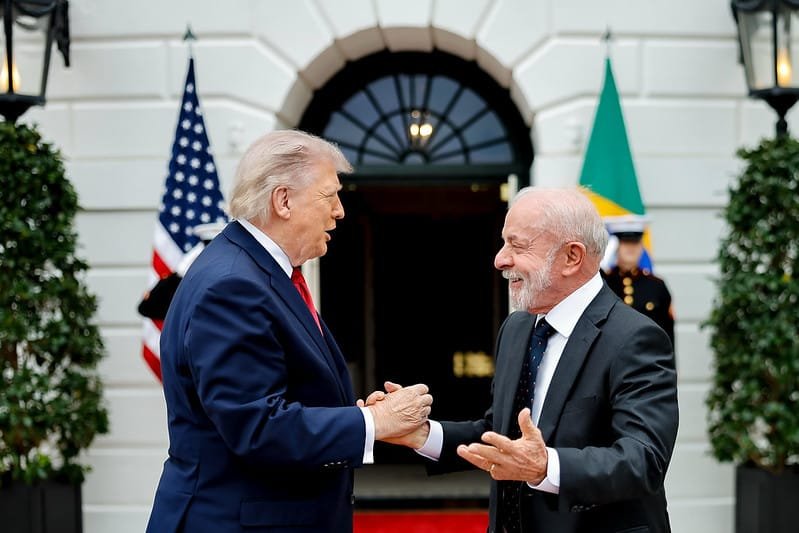 Lula e Trump se reúnem na Casa Branca em encontro histórico e reforçam parceria estratégica entre Brasil e Estados Unidos.