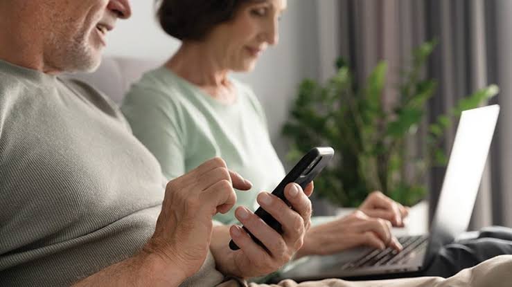 Redes sociais e terceira idade