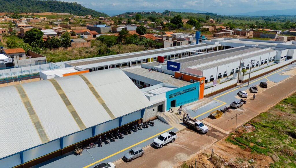 Canaã dos Carajás celebra 32 anos com inauguração de escola e praça
